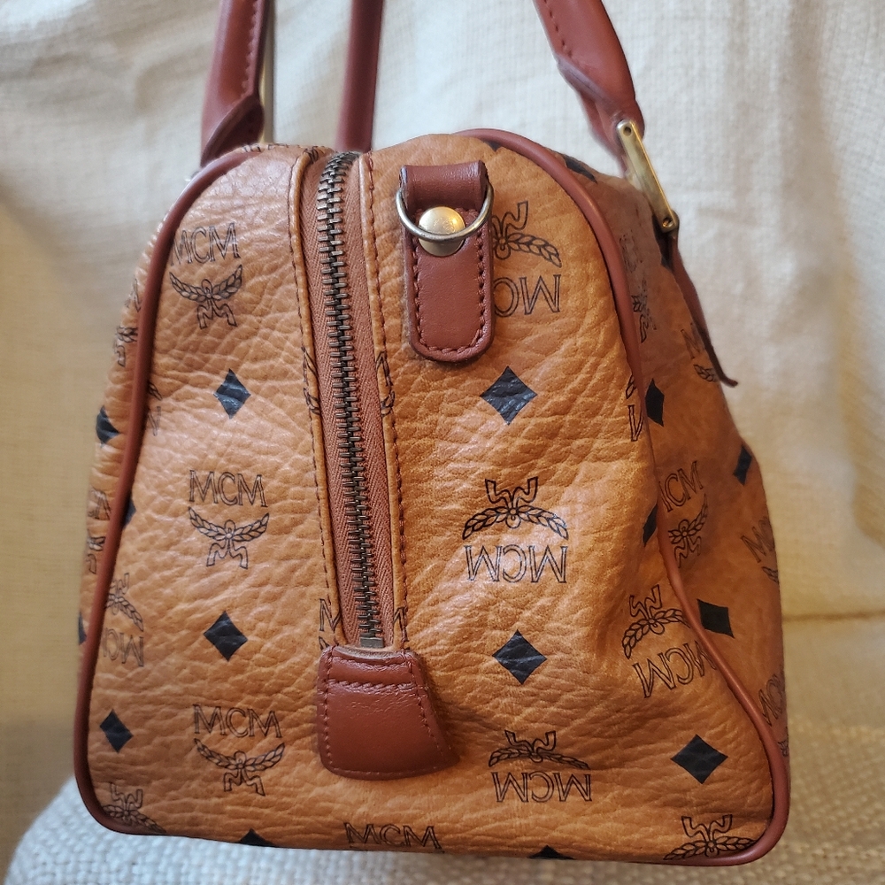 MCM Visetos Brown Monogram Handbag - Picture 4 of 16